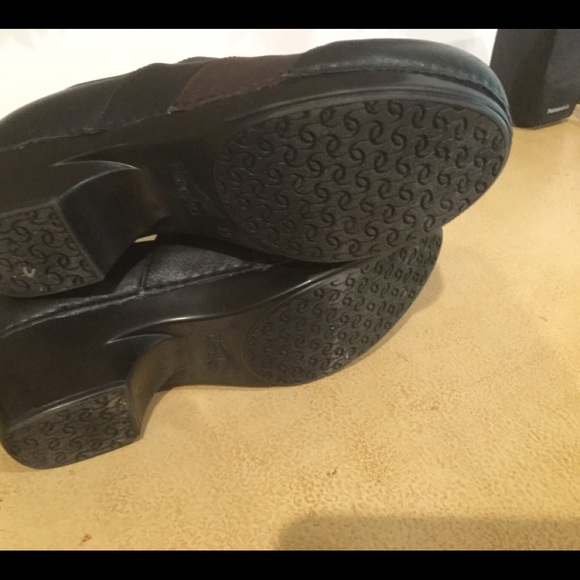 Dansko Leather Clogs - Picture 4 of 5